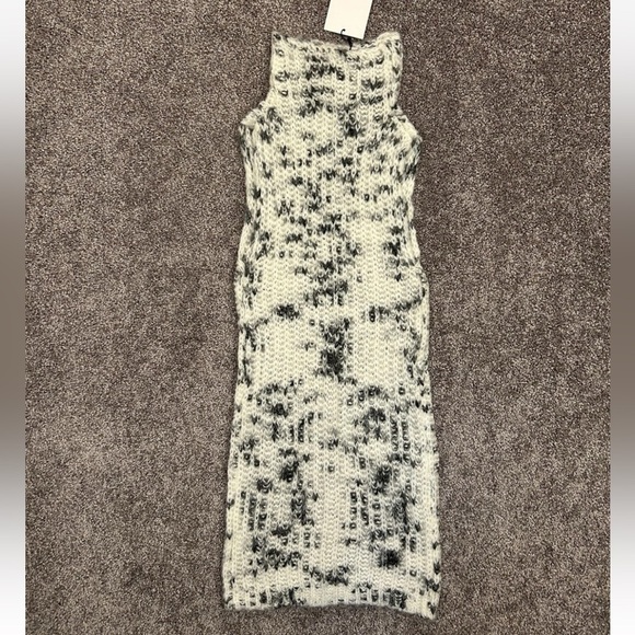Zara Women's Patterned Knit Sleeveless Turtleneck Sweater Top Size S - NWT $45 - Picture 3 of 13